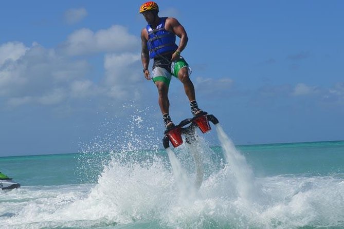 Aruba Flyboarding & Jetovator Experience: Fly Like a Bird & Dive Like a Dolphin - The Short Lesson: How You’re Taught to Control the Board