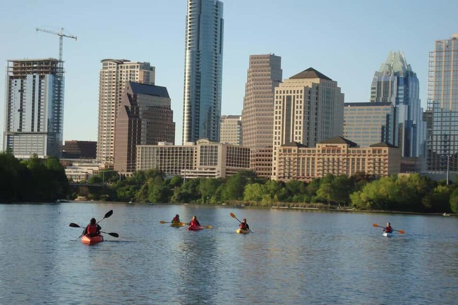 Austin: Kayak and Canoe Rental on Lady Bird Lake - Timing at the shop and weather reality