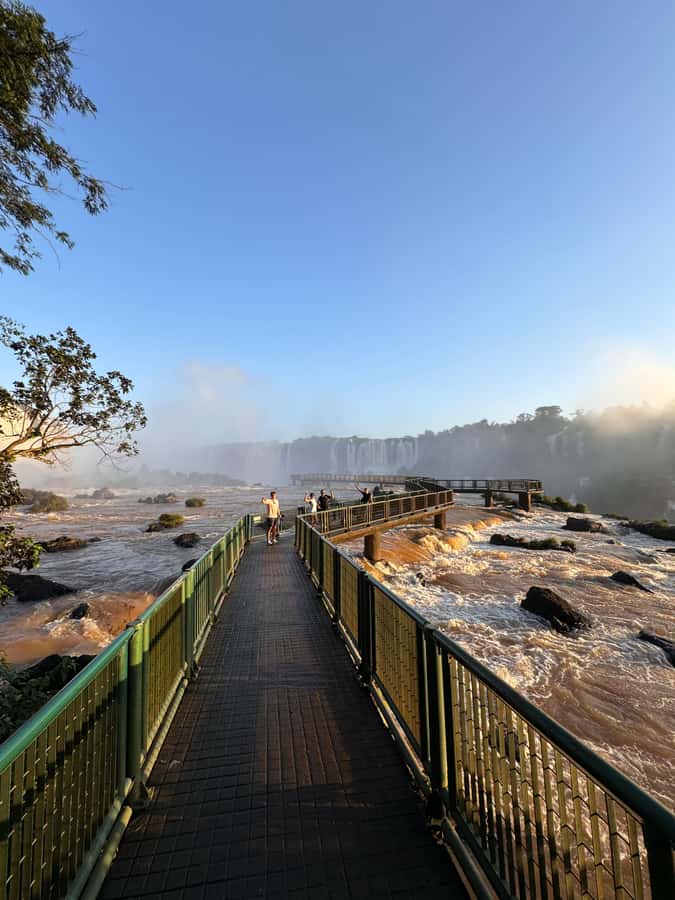 Brazilian Iguassu Falls,Bird park Boat Safari all tickets - A 7-hour blend of Parque das Aves, Iguassu Falls, and Macuco Safari