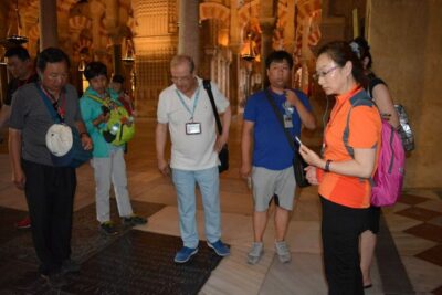 Cordoba: Early Bird Private Tour of the Mosque-Cathedral - Meeting at the Olive Tree by the Fountain in Patio de los Naranjos