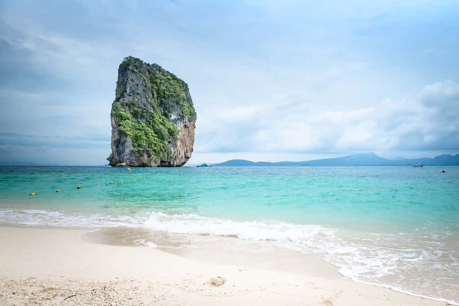 Early Bird Krabi 4 Islands from Phuket/Khaolak - The Food and Drinks Setup: Good Fuel, Not a Fine-Dining Day