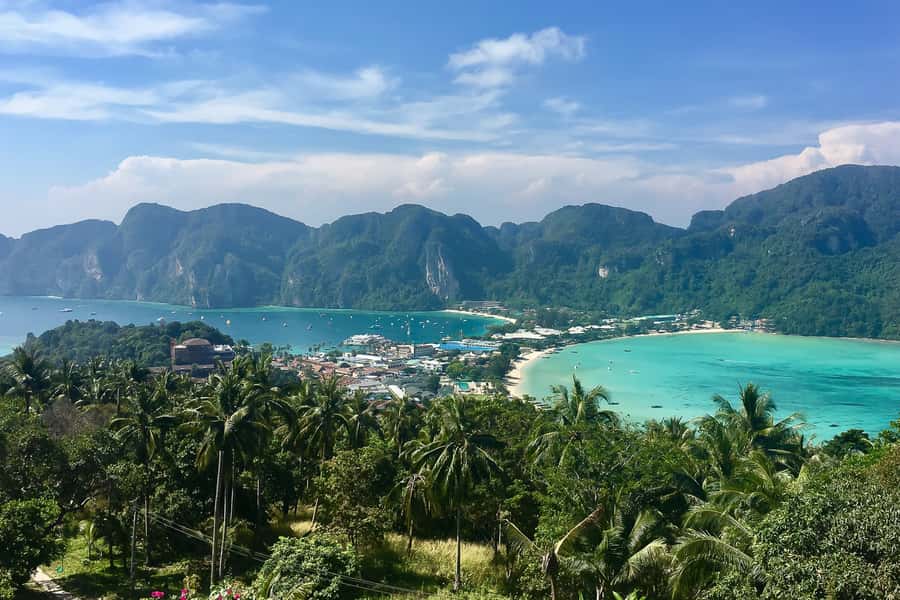From Phuket Or Khao Lak: Phi Phi Islands Early Bird Tour - Early Phi Phi starts: why the morning feels calmer