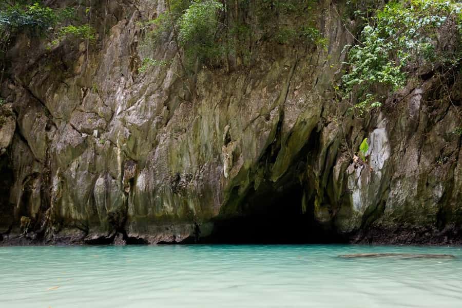 Ko Lanta: Early Bird the Emerald Caves and Koh Kradan Tour - From Ko Lanta to Koh Muk by Longtail Boat
