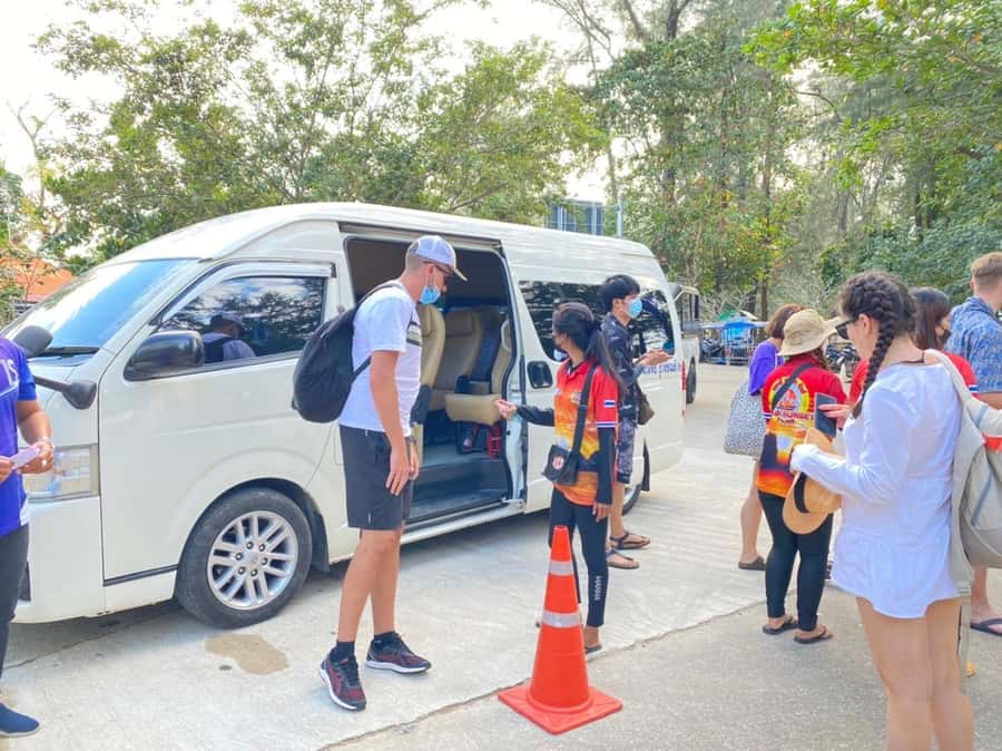 Krabi: Early Bird Phi Phi, Maya & 4 Islands Speedboat Tour - Viking Cave, Monkey Beach, and tide reality