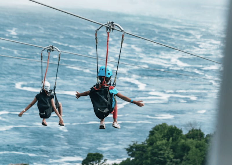 Niagara Falls, Canada: Early Bird Zip Line to The Falls - The best part after you fly: the Falls Observation Landing Deck