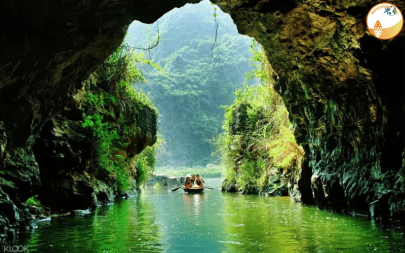NINH BINH DAY TRIP: HOA LU,MUA CAVES &THUNG NHAM BIRD VALLEY - Mua Cave and Mua Mountain: the climb, the views, the payoff