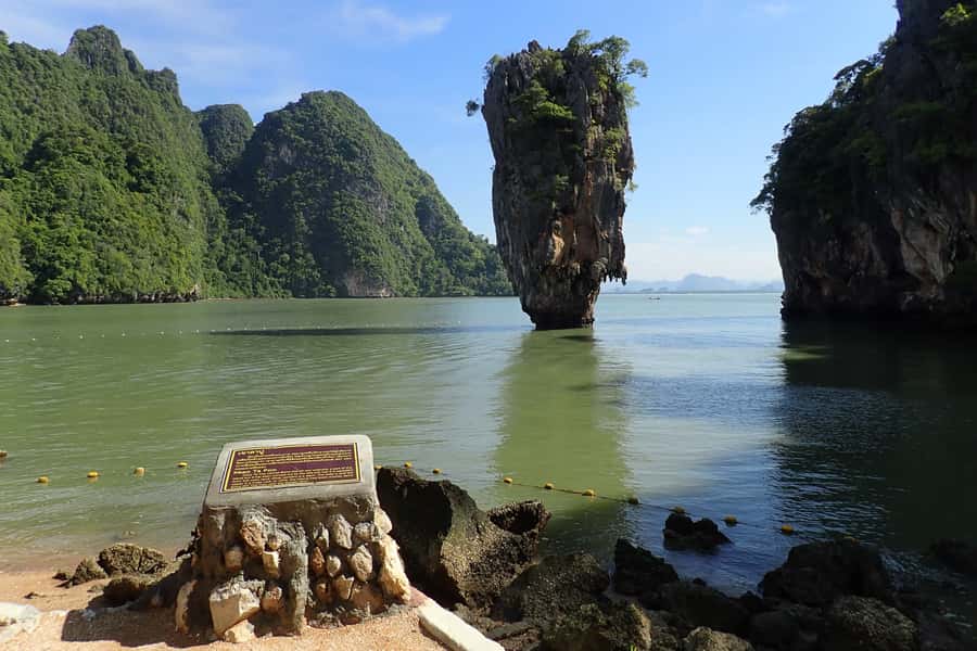 Phang Nga Bay: Early Bird James Bond & Beyond Tour - James Bond Island in the early hours: less chaos, better photos