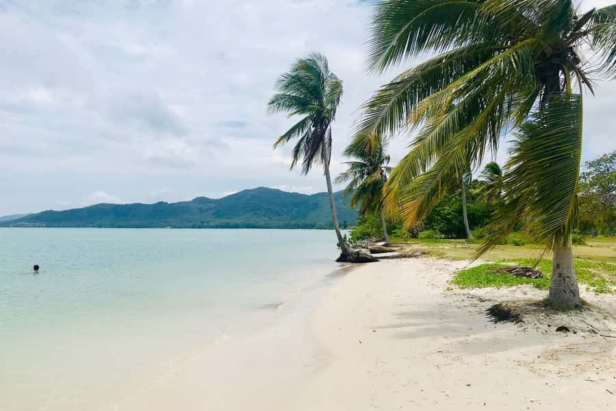 Phang Nga Bay: Early Bird James Bond & Beyond Tour - Phuket vs Khao Lak pickup: choose based on travel time comfort